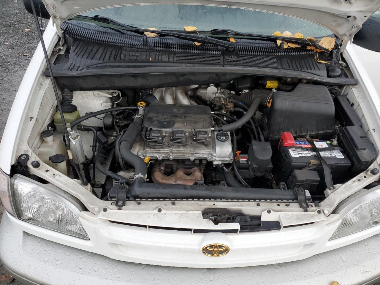 2000 Toyota Sienna Le VIN: 4T3ZF13C4YU242234 Lot: 91557675