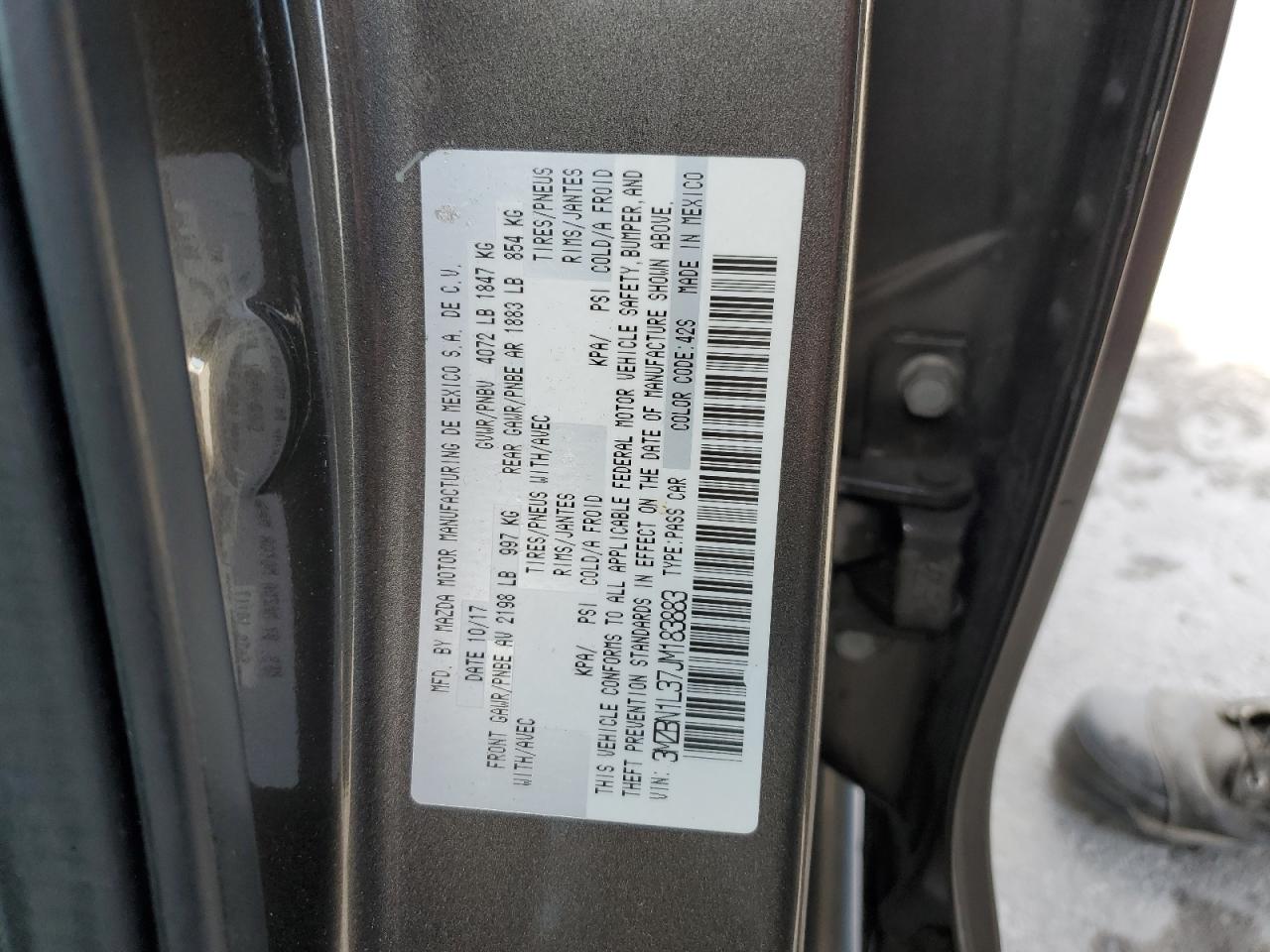 2018 Mazda 3 Touring VIN: 3MZBN1L37JM183883 Lot: 93611515