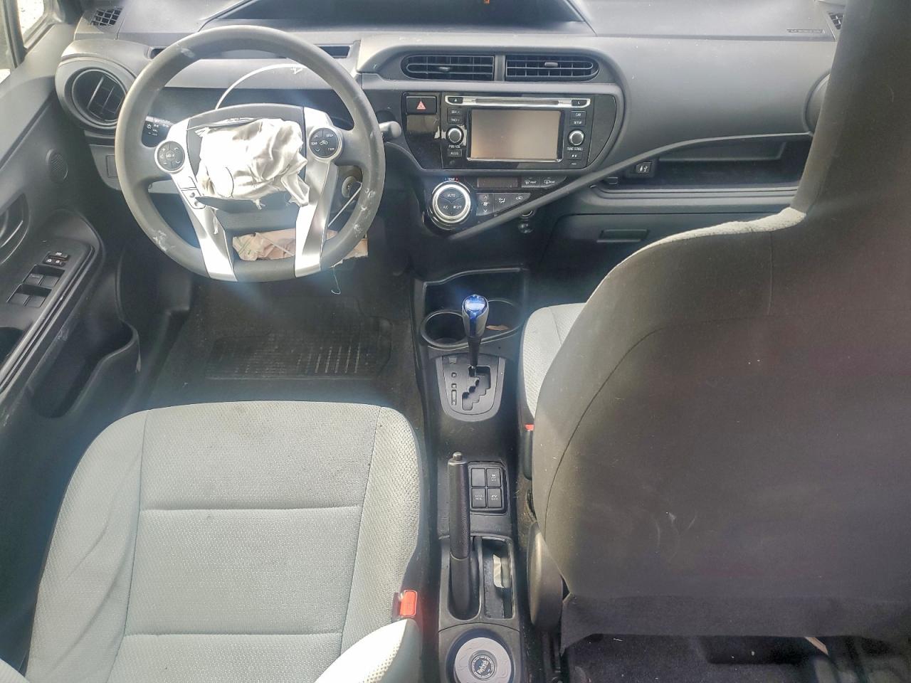 2015 Toyota Prius C VIN: JTDKDTB38F1107029 Lot: 93950725