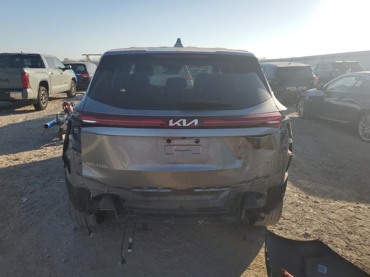 2024 Kia Seltos Lx VIN: KNDEPCAA1R7569101 Lot: 92277165
