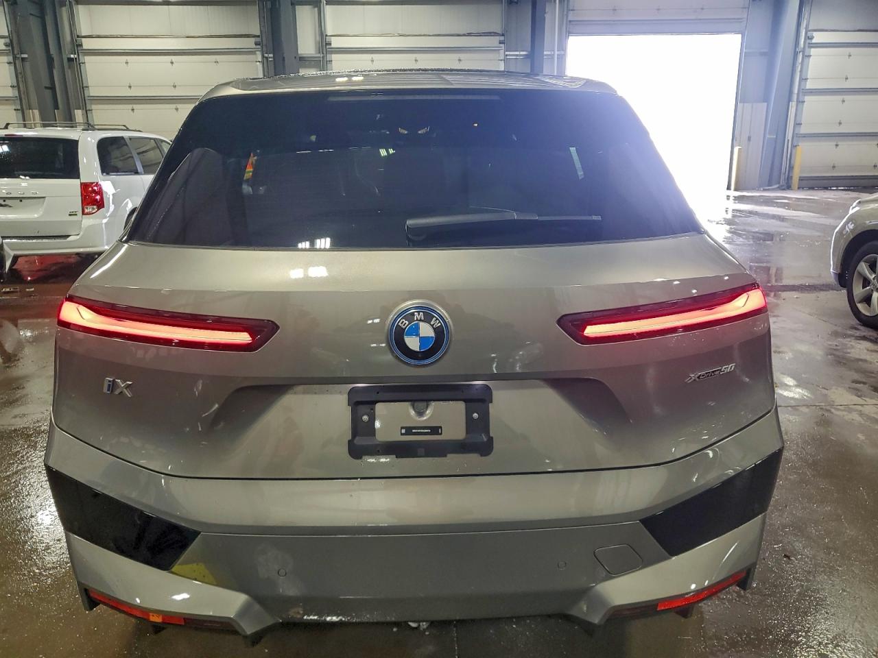 2025 BMW Ix xDrive50 VIN: WB523CF00SCU09783 Lot: 94507785