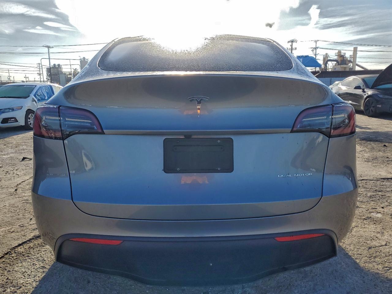 2025 Tesla Model Y VIN: 7SAYGDEE2SF279176 Lot: 93500315