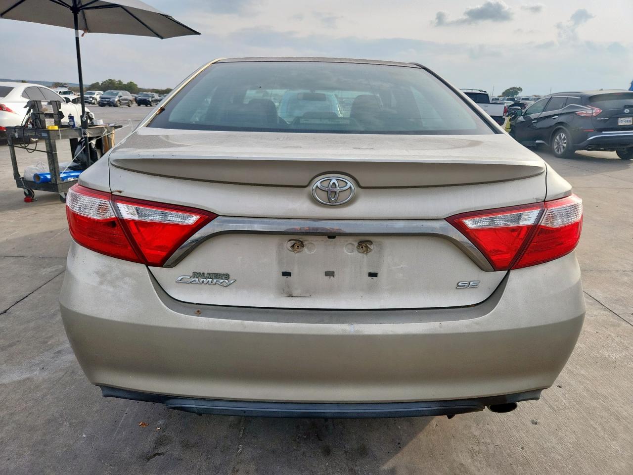 2015 Toyota Camry Le VIN: 4T1BF1FK2FU473742 Lot: 93093455