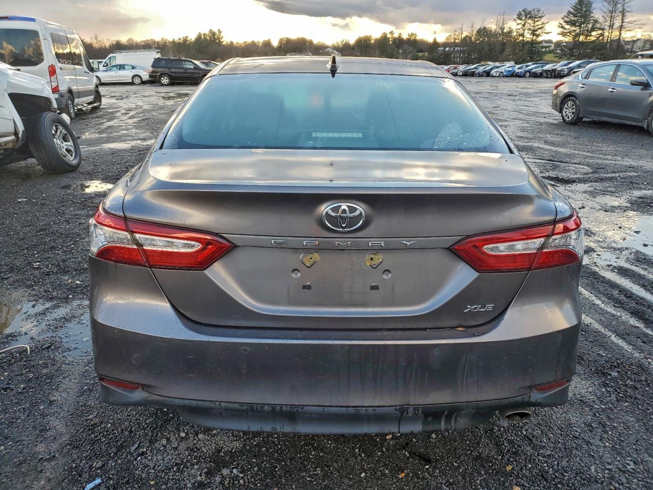 2019 Toyota Camry L VIN: 4T1B11HKXKU719443 Lot: 94696725