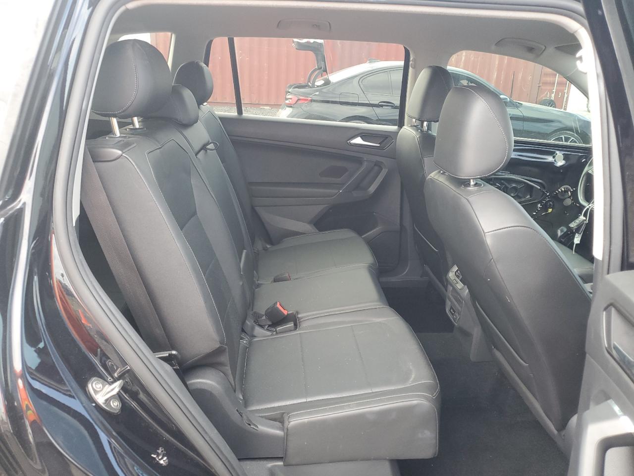 2018 Volkswagen Tiguan Se VIN: 3VV3B7AX1JM086706 Lot: 91615405