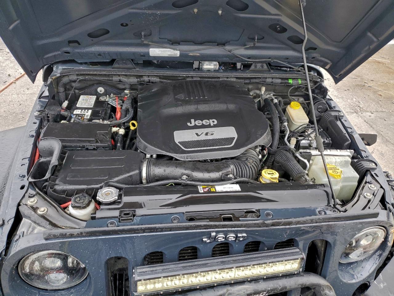 2016 Jeep Wrangler Unlimited Sport VIN: 1C4BJWDG3GL249353 Lot: 94080235