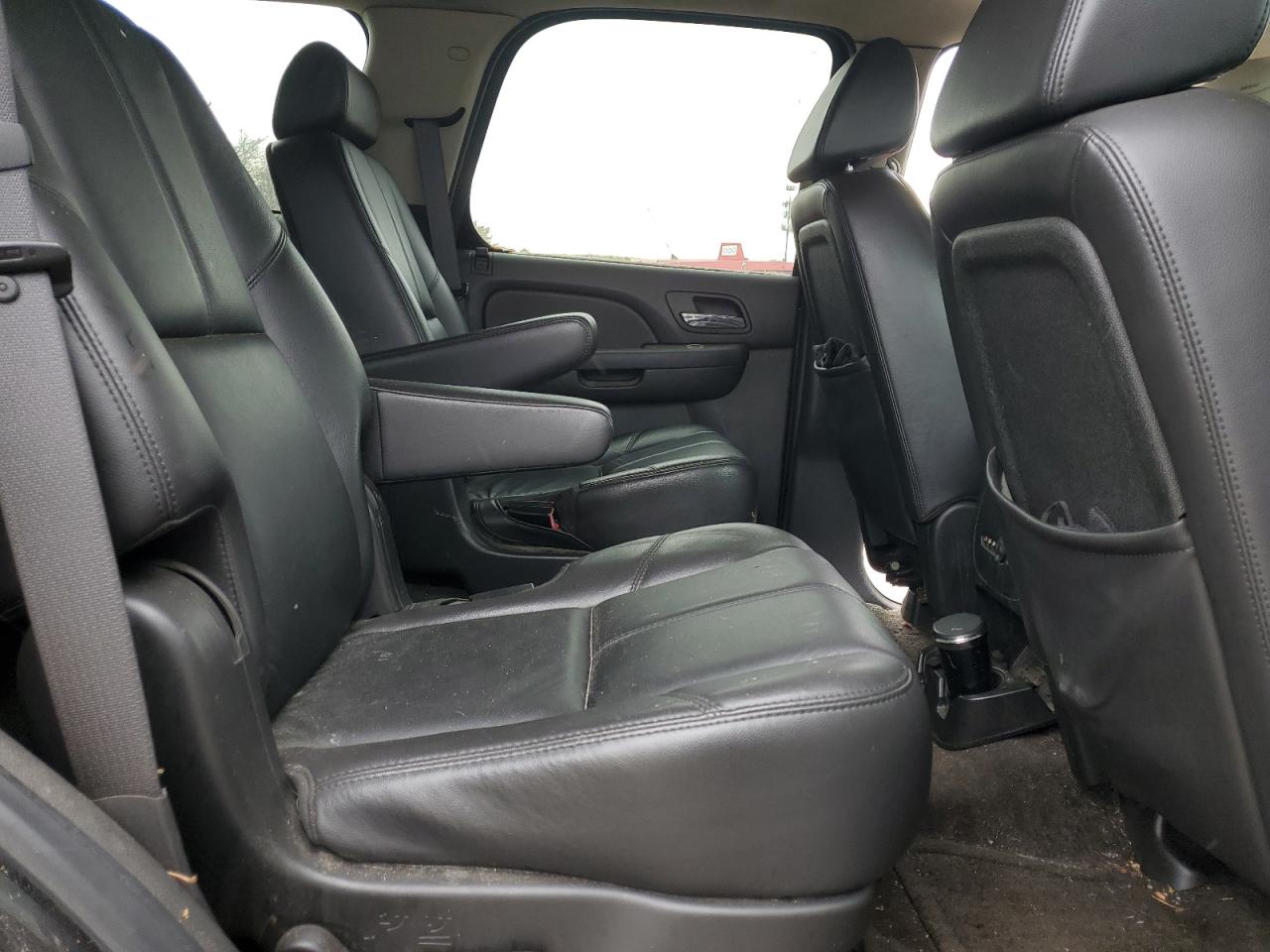 2008 Chevrolet Tahoe K1500 VIN: 1GNFK130X8R210917 Lot: 92678205