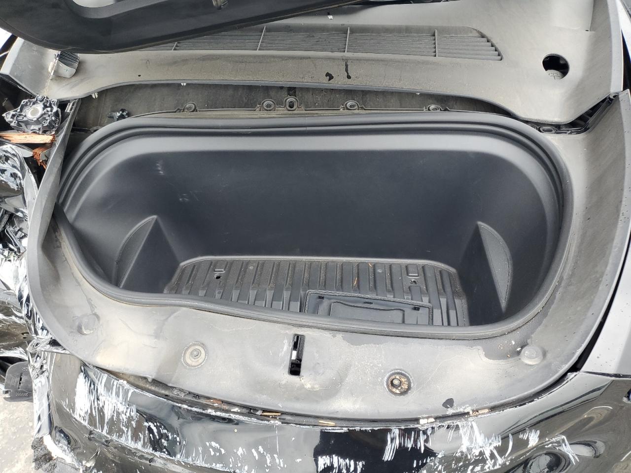 2023 Tesla Model Y VIN: 7SAYGDEE3PF860712 Lot: 92910695