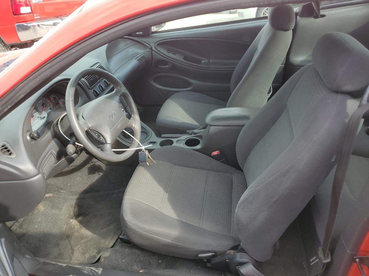 2003 Ford Mustang VIN: 1FAFP404X3F319896 Lot: 92676085