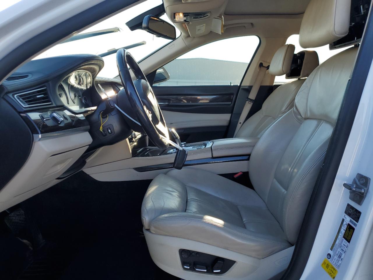 2012 BMW 740 I VIN: WBAKA4C51CC613703 Lot: 92214735