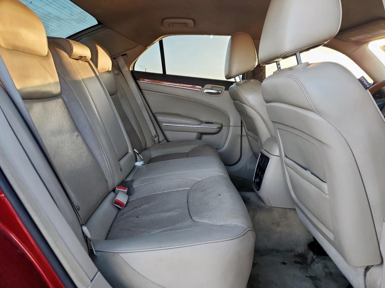 2014 Chrysler 300C VIN: 2C3CCAEG2EH183828 Lot: 92291405