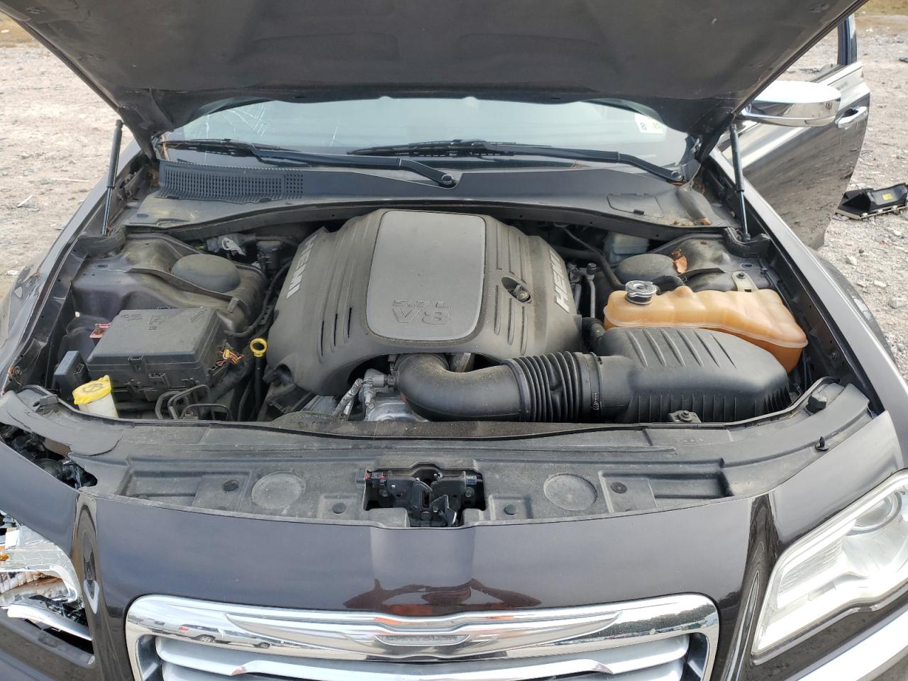 2012 Chrysler 300C VIN: 2C3CCAKT5CH284148 Lot: 93481025