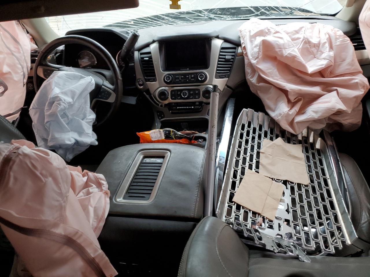 2015 GMC Yukon Xl Denali VIN: 1GKS2JKJ4FR682288 Lot: 93404135