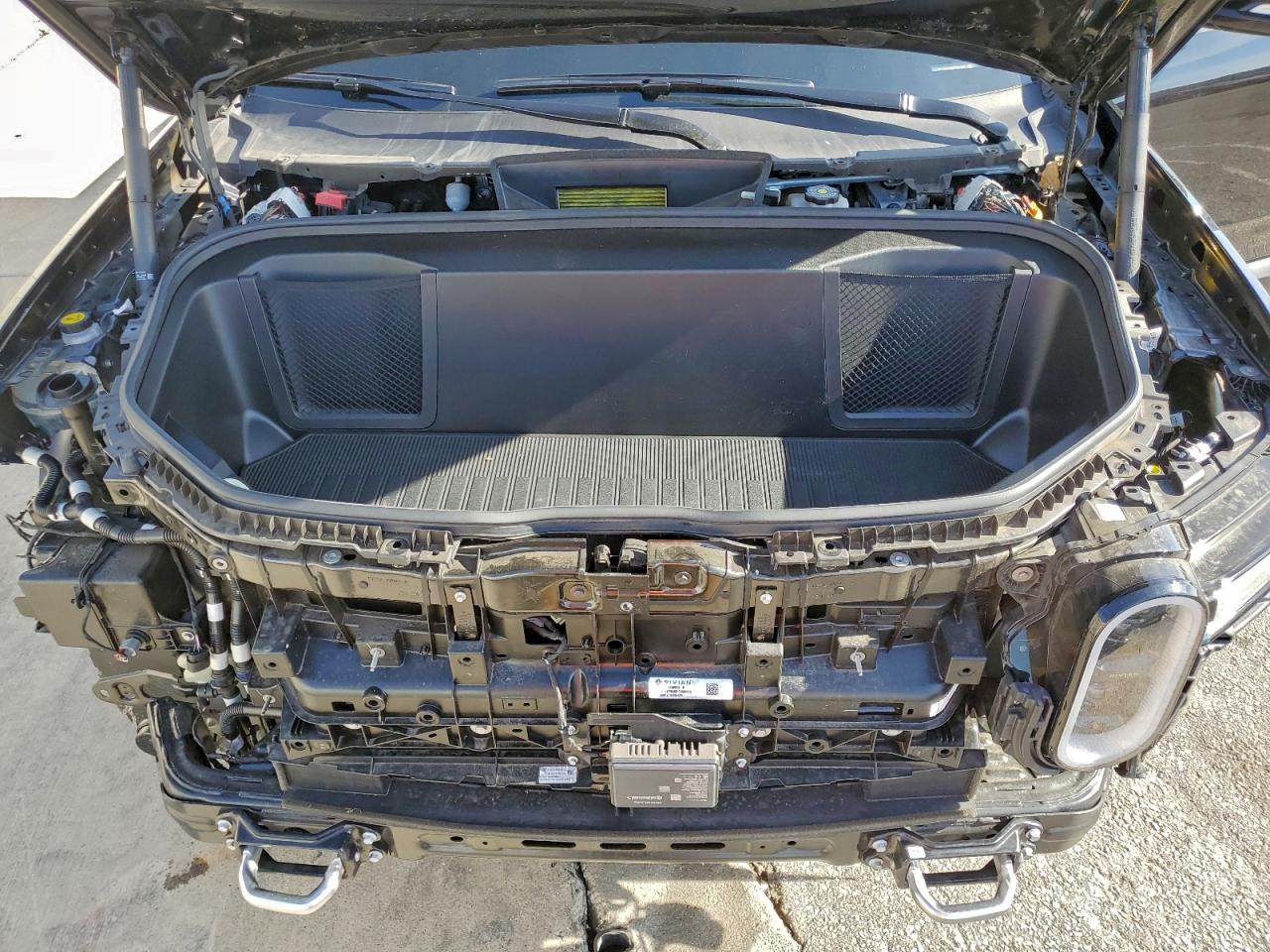 2025 Rivian R1T Adventure VIN: 7FCTGBAA8SN037695 Lot: 93740215