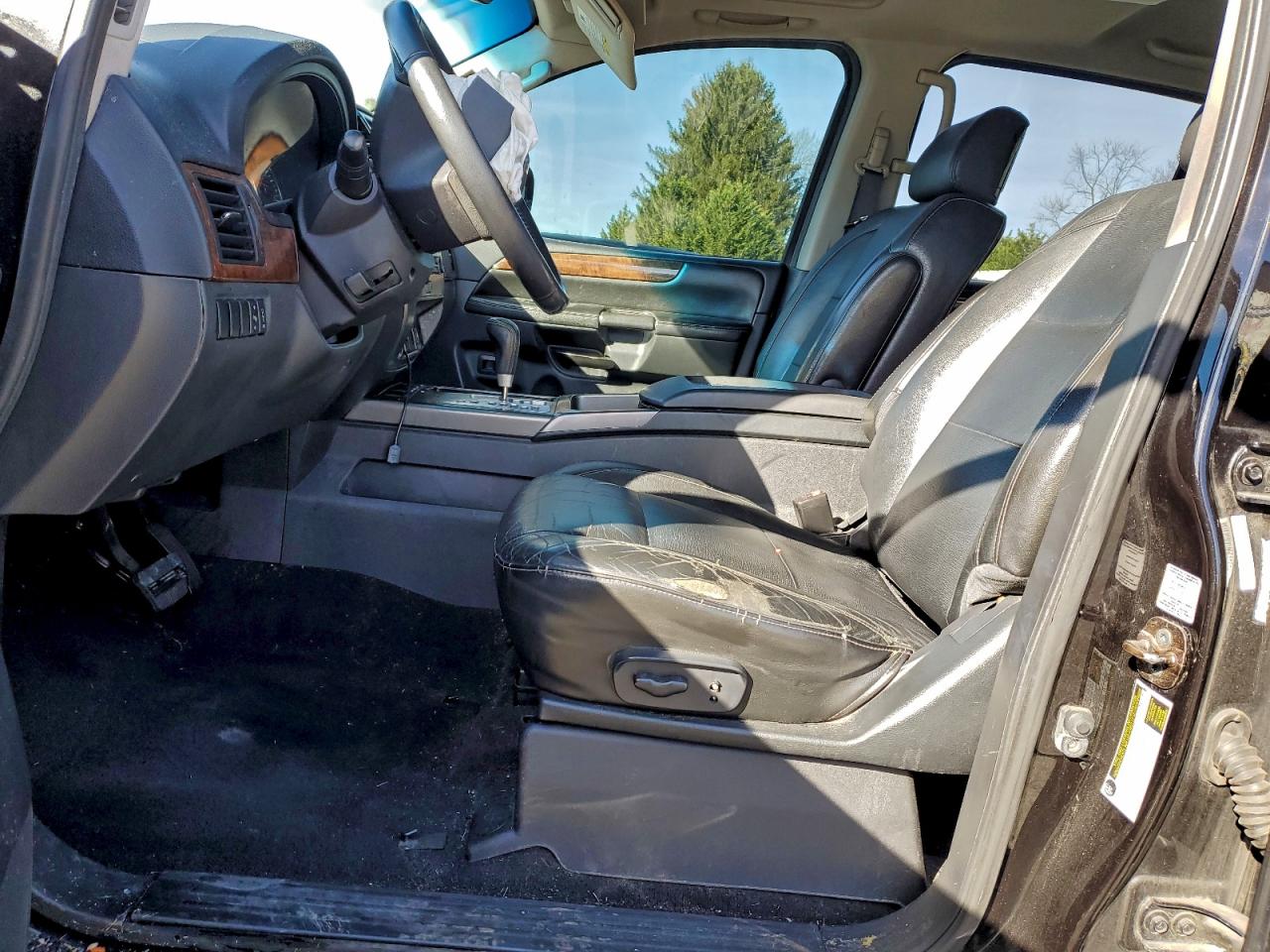 2011 Nissan Armada Sv VIN: 5N1AA0NCXBN624698 Lot: 94265945