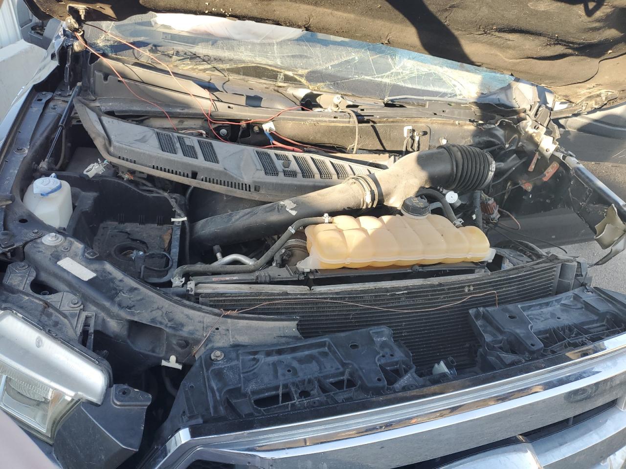 2016 Ford F150 Supercrew VIN: 1FTEW1EG0GFB55798 Lot: 92957465