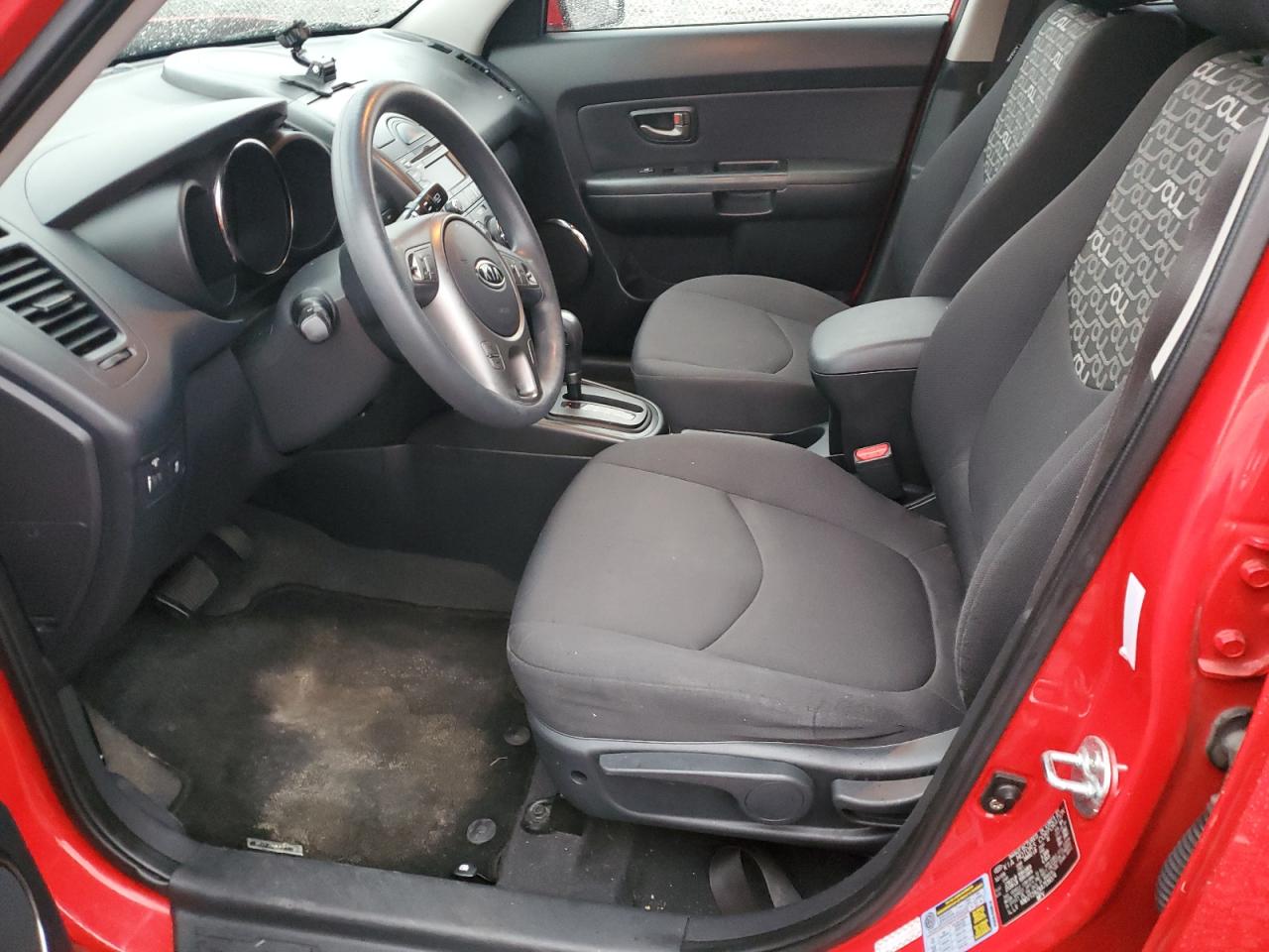 2010 Kia Soul + VIN: KNDJT2A2XA7139374 Lot: 93108515