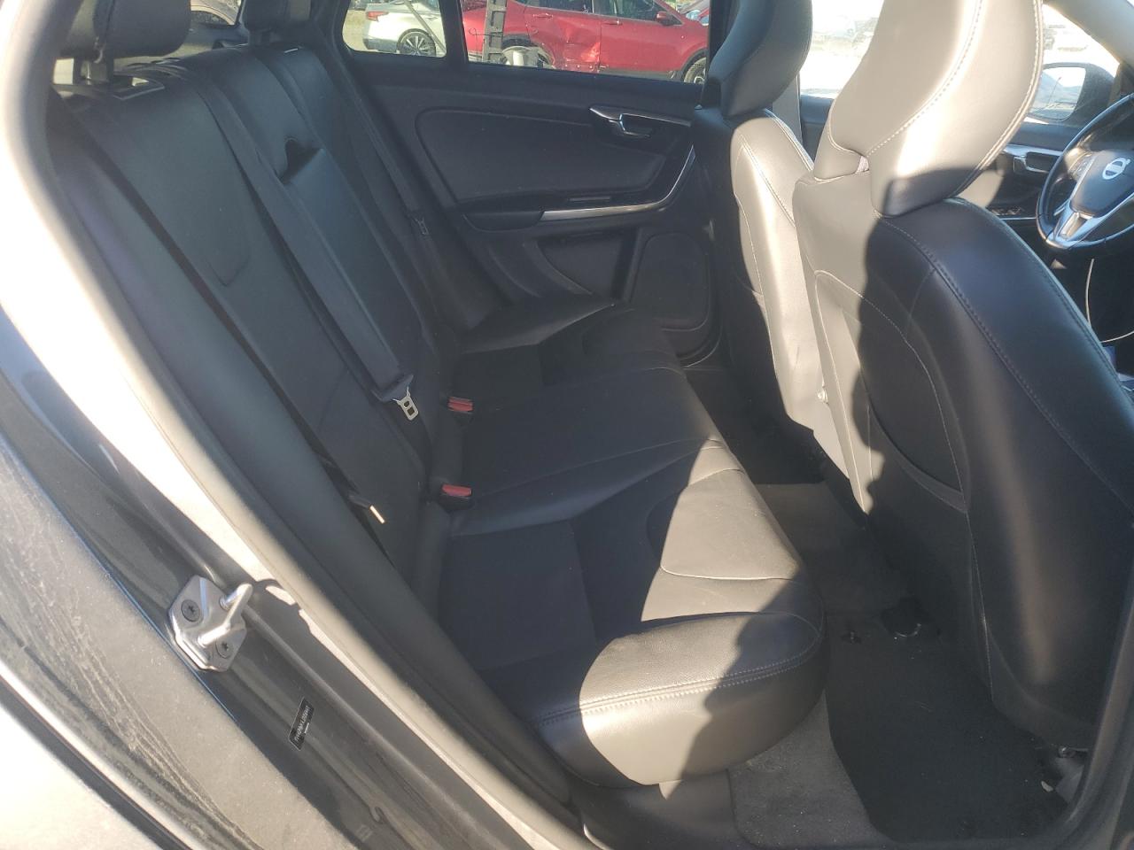 2018 Volvo V60 Cross Country Premier VIN: YV440MWK4J2058441 Lot: 91928915