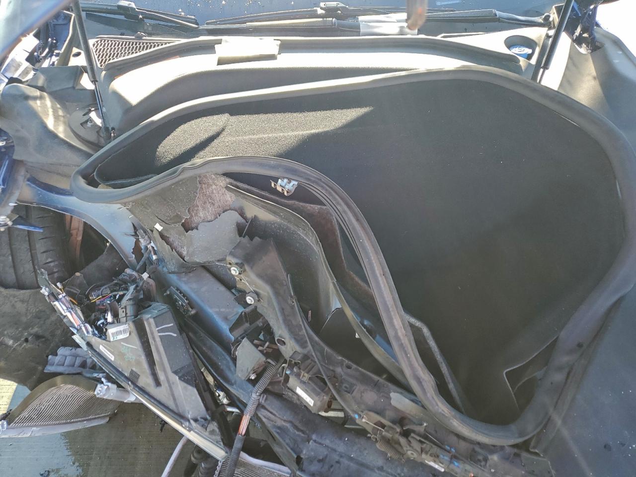 2016 Tesla Model S VIN: 5YJSA1E23GF125799 Lot: 94352895