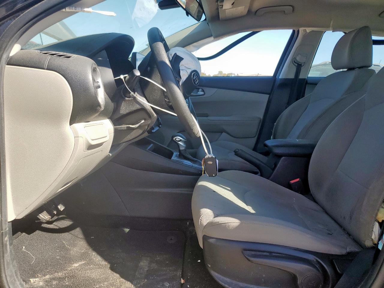 2019 Kia Forte Fe VIN: 3KPF24AD9KE064660 Lot: 92313115