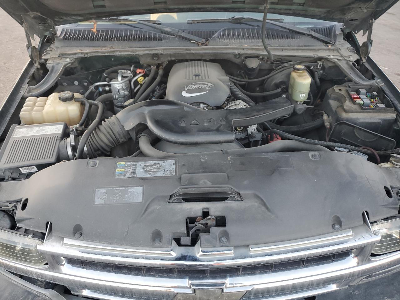 2002 Chevrolet Tahoe C1500 VIN: 1GNEC13T12J268228 Lot: 92022485