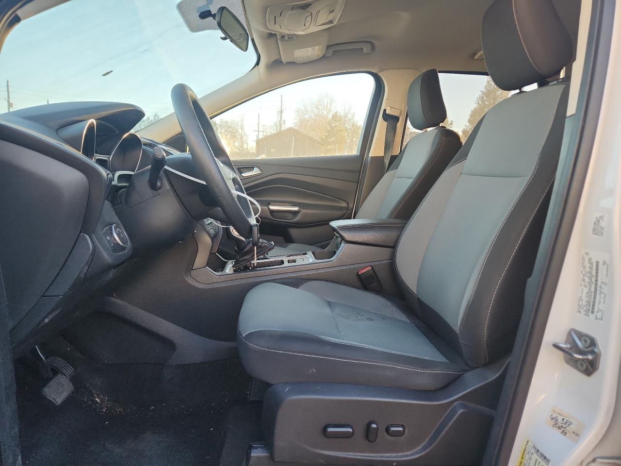 2018 Ford Escape Se VIN: 1FMCU9GD6JUA74186 Lot: 92956125