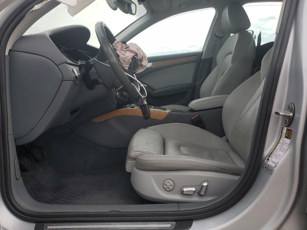 2013 Audi A4 Premium Plus VIN: WAUHFAFL2DN032740 Lot: 91553865