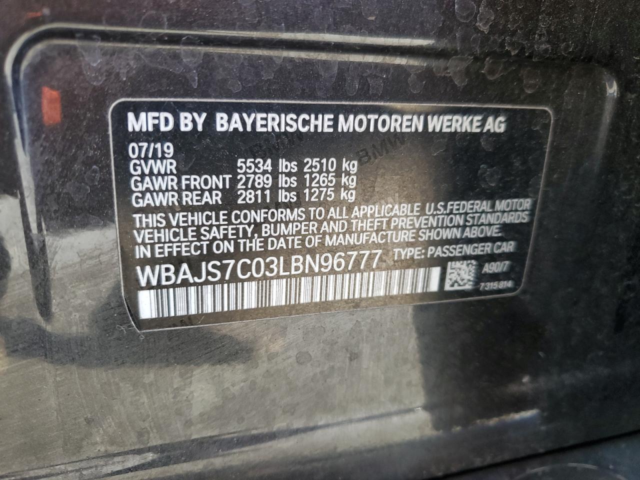 Фото: WBAJS7C03LBN96777