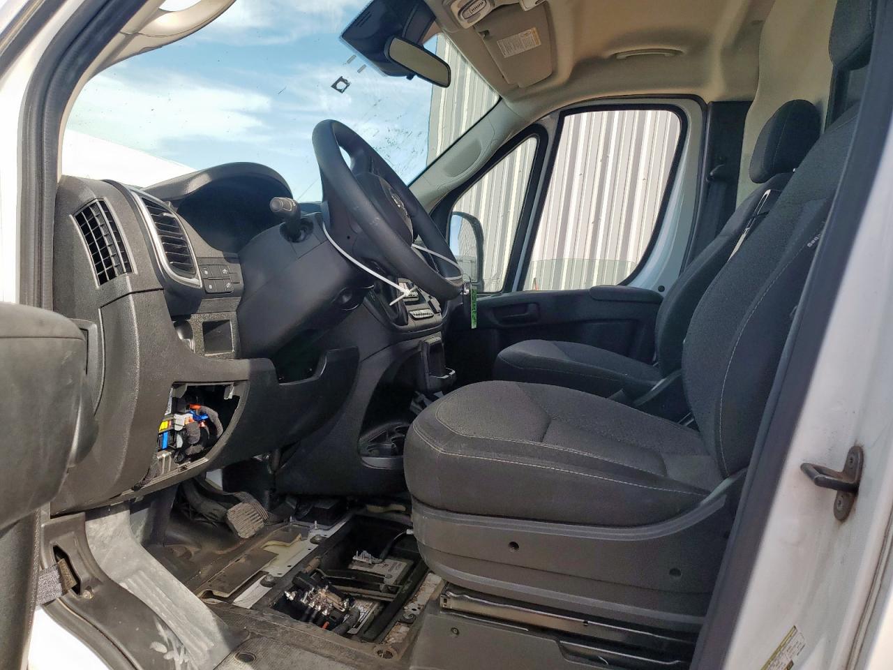 2024 Ram Promaster Van VIN: 3C6LRVBG4RE135987 Lot: 90357475