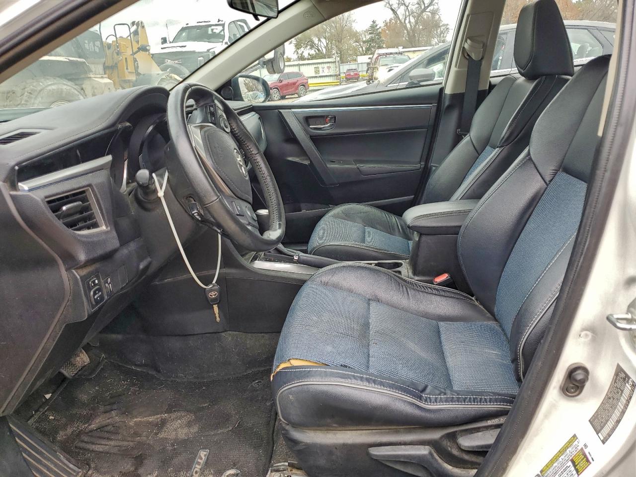 2014 Toyota Corolla L VIN: 5YFBURHE2EP064152 Lot: 93852965