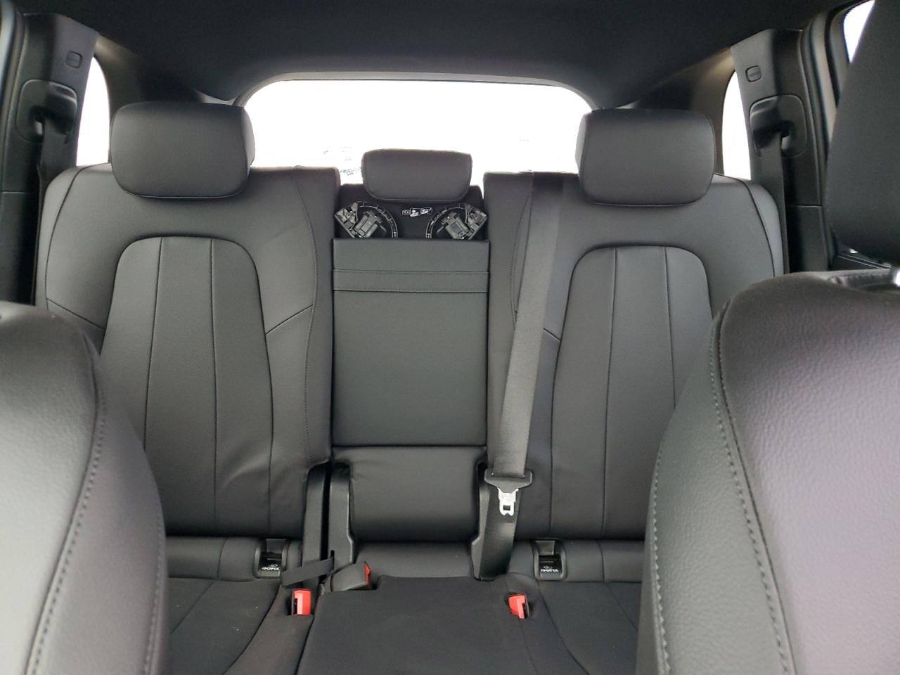 Фото: W1N4M4GB3SW426469