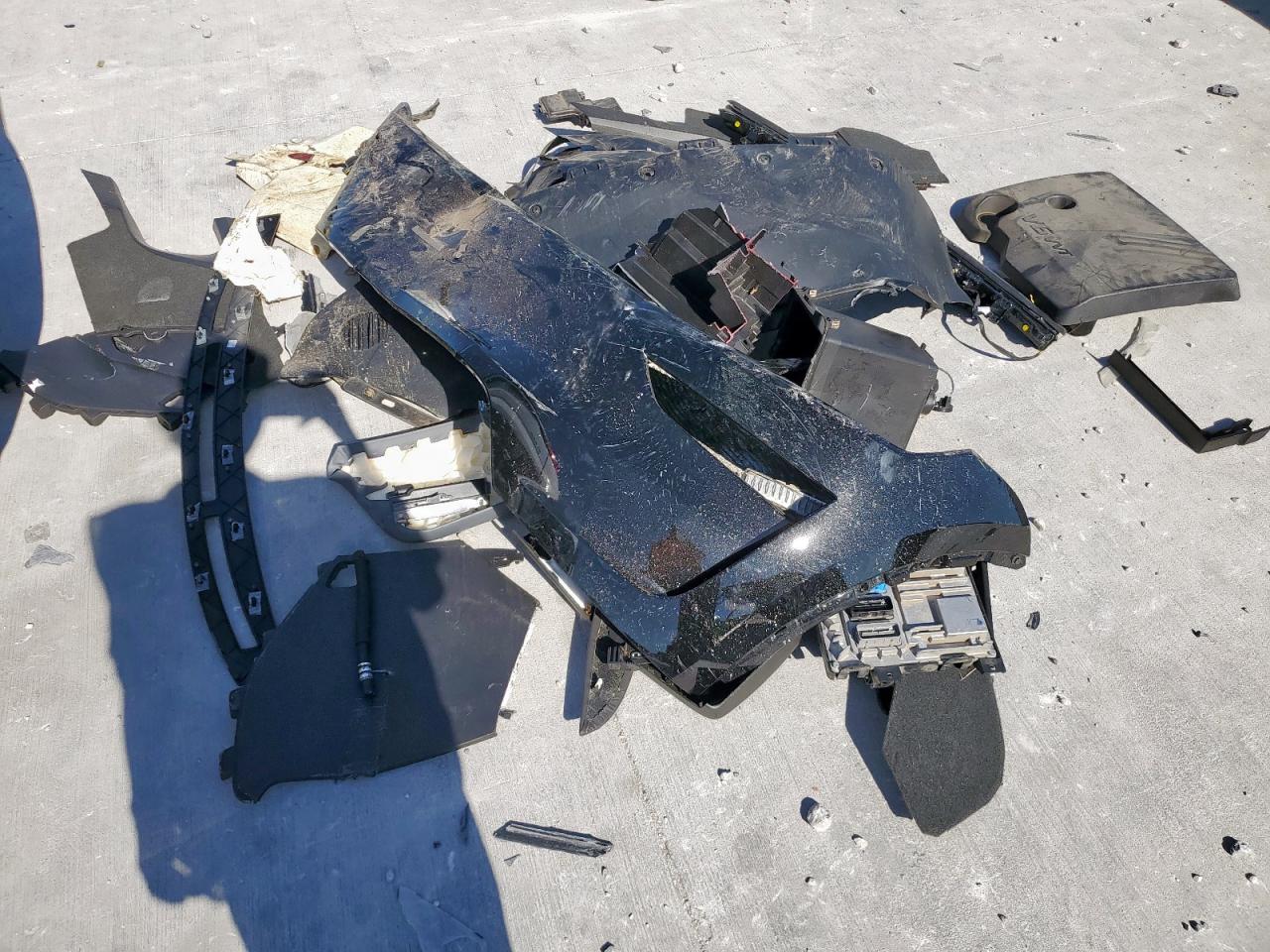 2018 Buick Enclave Essence VIN: 5GAERBKW4JJ244806 Lot: 90218525