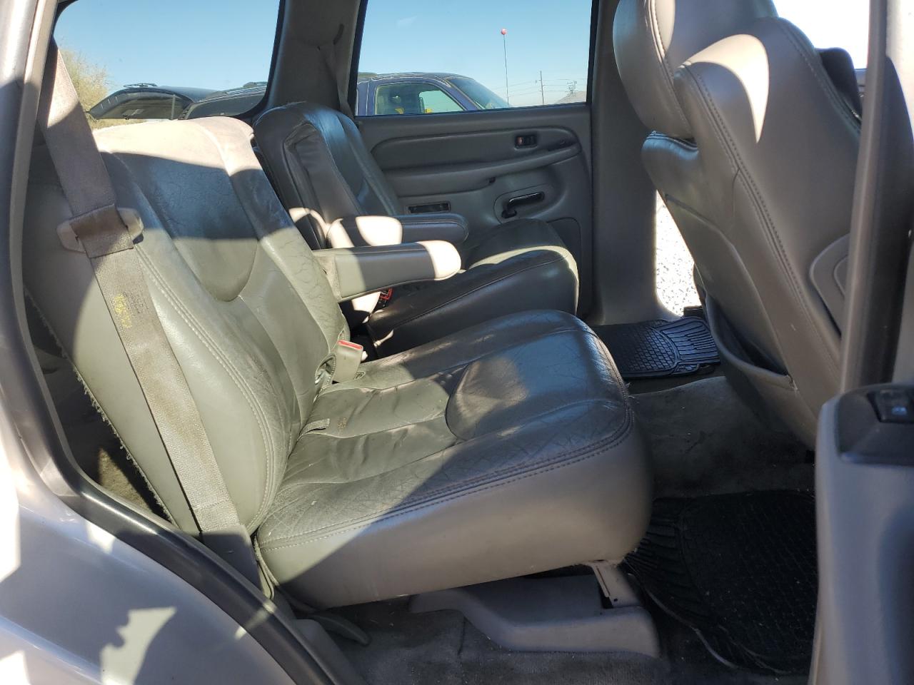 2005 GMC Yukon Denali VIN: 1GKEK63U45J124263 Lot: 90482235