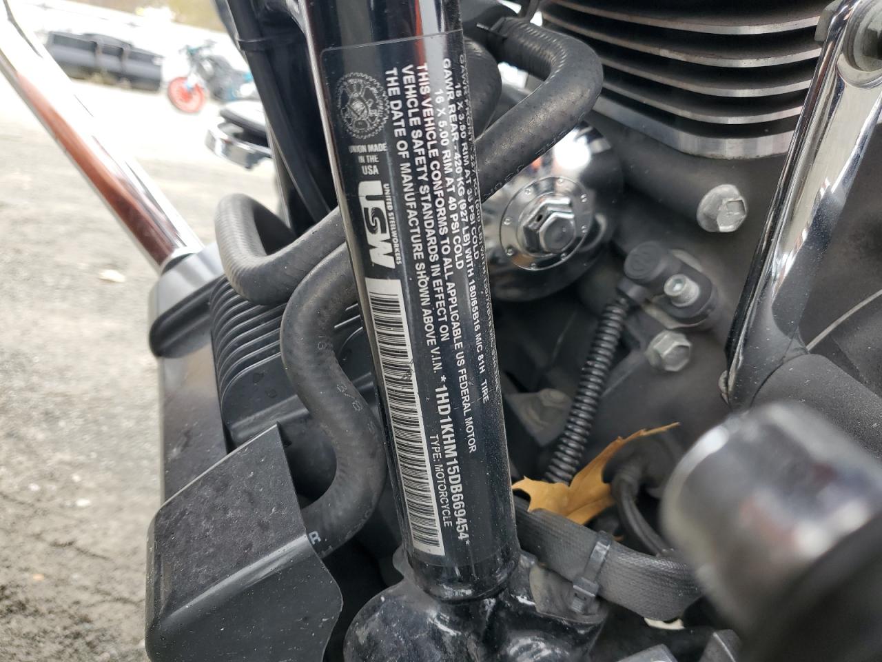 2013 Harley-Davidson Fltrx Road Glide Custom VIN: 1HD1KHM15DB669454 Lot: 93131875