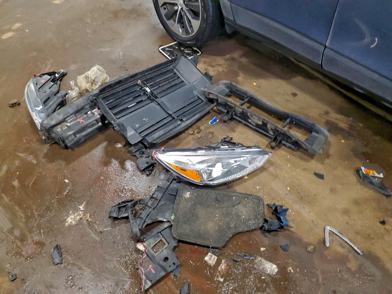 2016 Ford Focus Se VIN: 1FADP3F20GL386912 Lot: 94112985