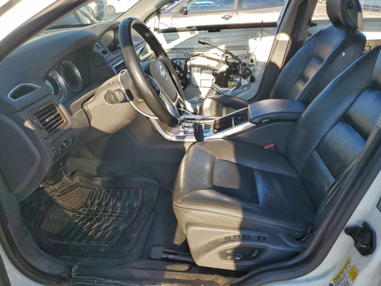 2012 Volvo Xc70 T6 VIN: YV4902BZ0C1132704 Lot: 94081395