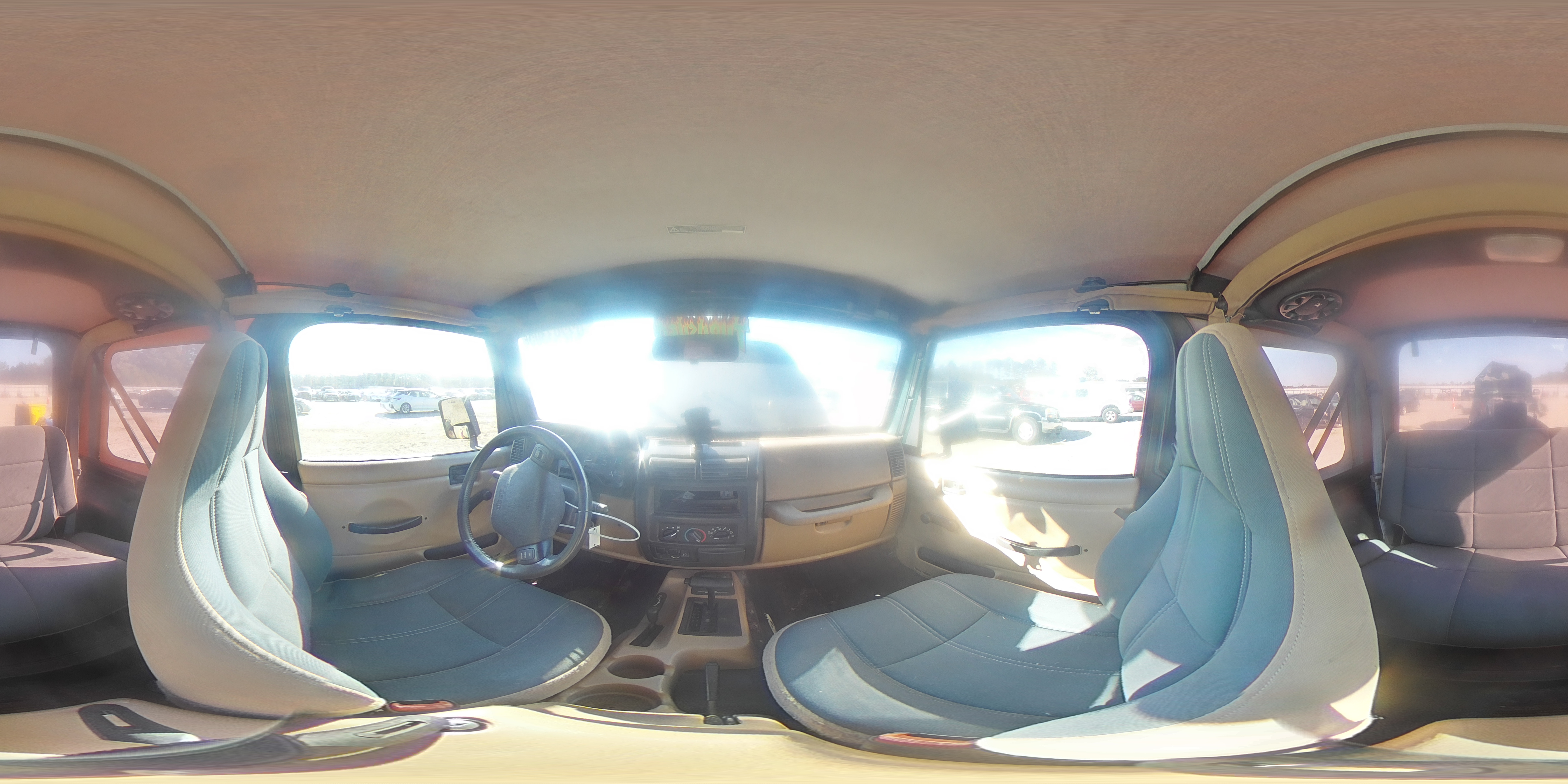 1999 Jeep Wrangler / Tj Sahara VIN: 1J4FY49S0XP402594 Lot: 93293305