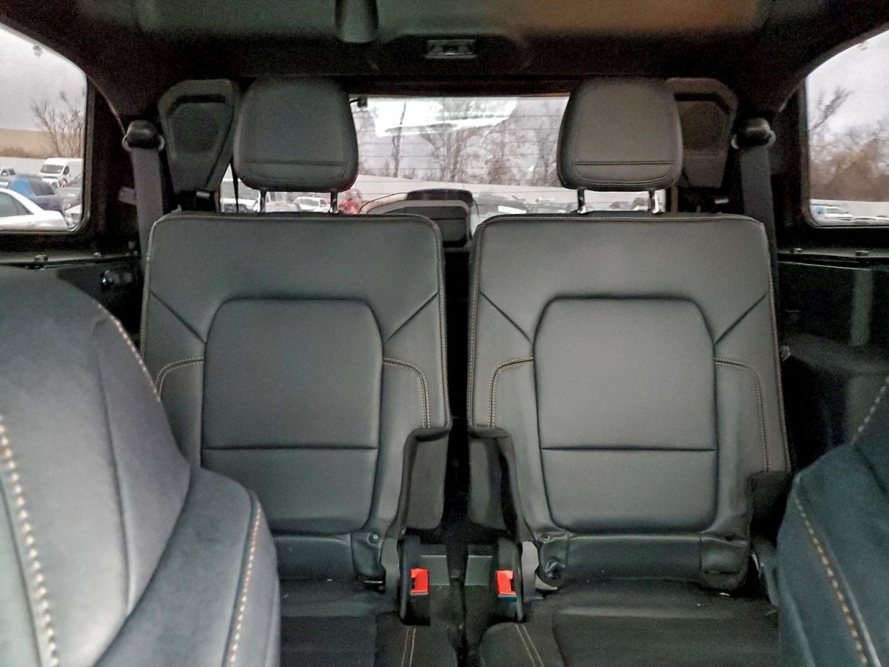 2022 Ford Bronco Base VIN: 1FMDE5CP9NLB31390 Lot: 93857155