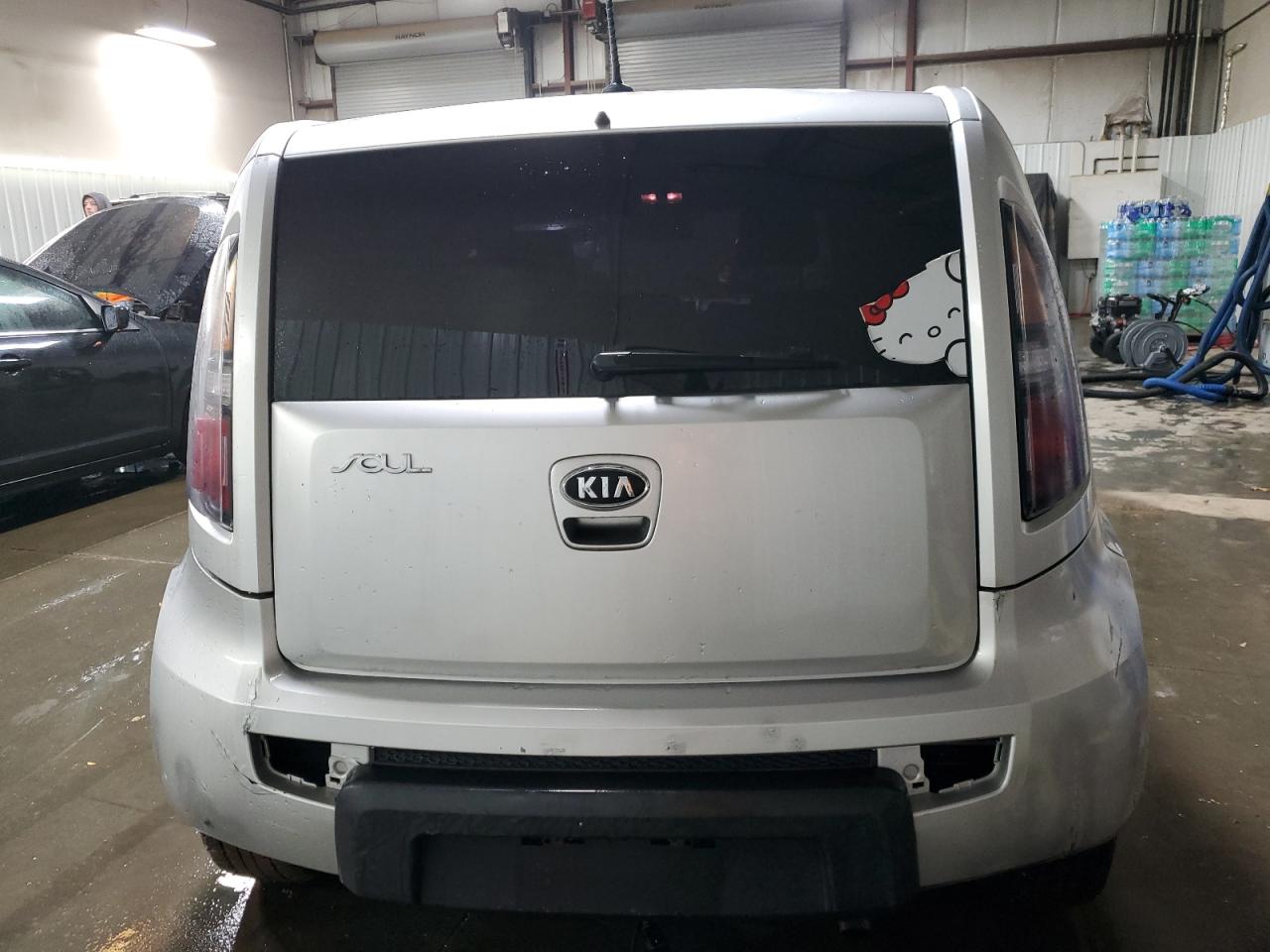2010 Kia Soul + VIN: KNDJT2A23A7156260 Lot: 93240295