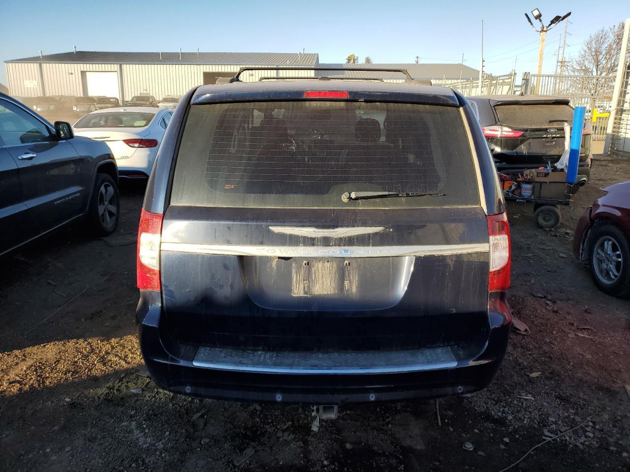 2014 Chrysler Town & Country Touring L VIN: 2C4RC1CG2ER461467 Lot: 92192945