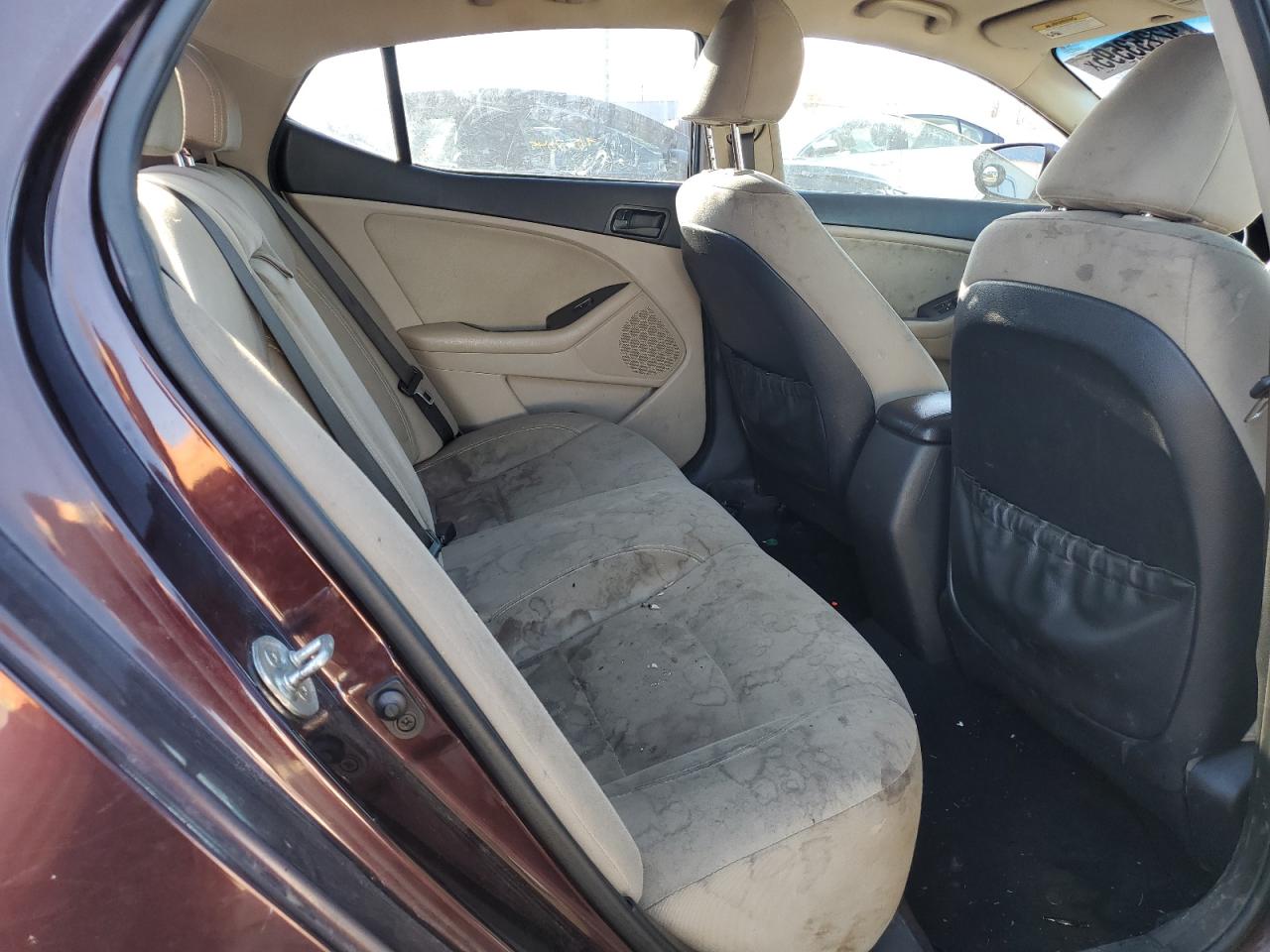 2014 Kia Optima Lx VIN: 5XXGM4A71EG285268 Lot: 92253595