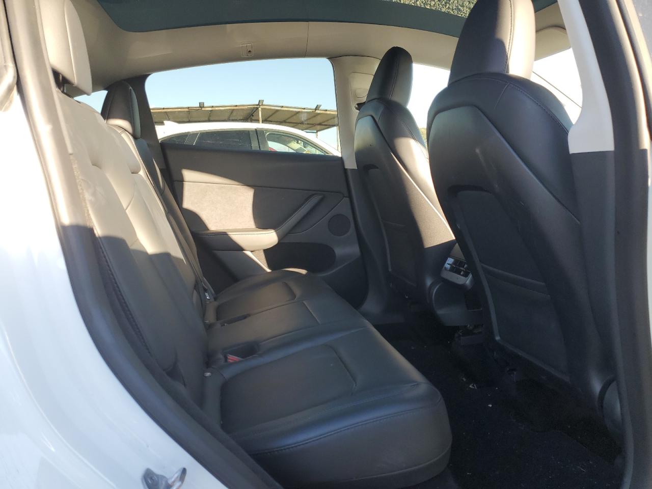 2023 Tesla Model Y VIN: 7SAYGDEE6PA063724 Lot: 93525745