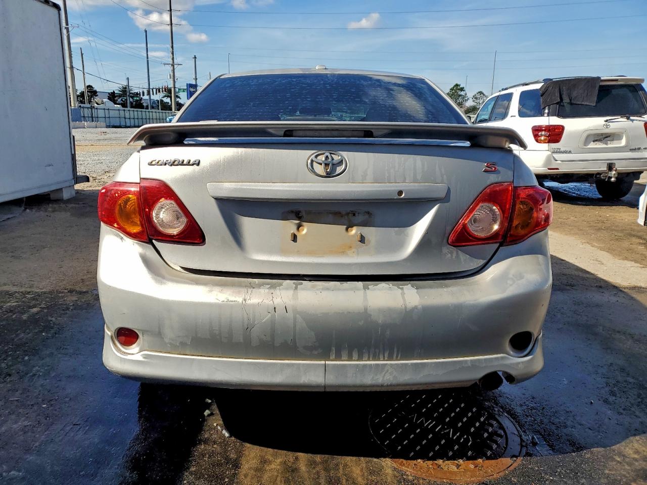 2009 Toyota Corolla Base VIN: 1NXBU40EX9Z061437 Lot: 94335575