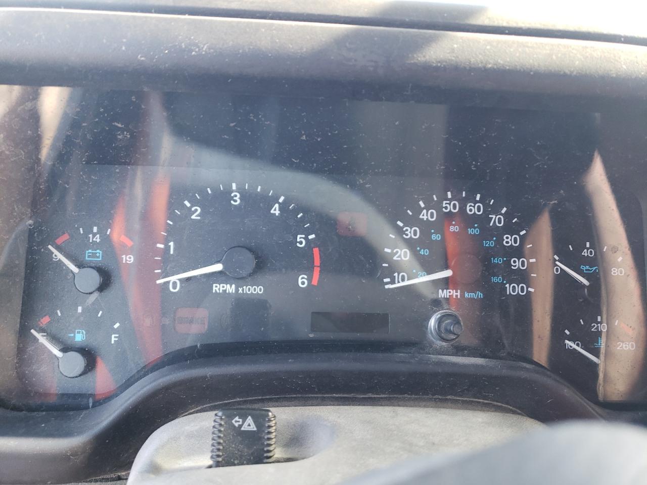 2000 Jeep Wrangler / Tj Se VIN: 1J4FA29P8YP803896 Lot: 90985115