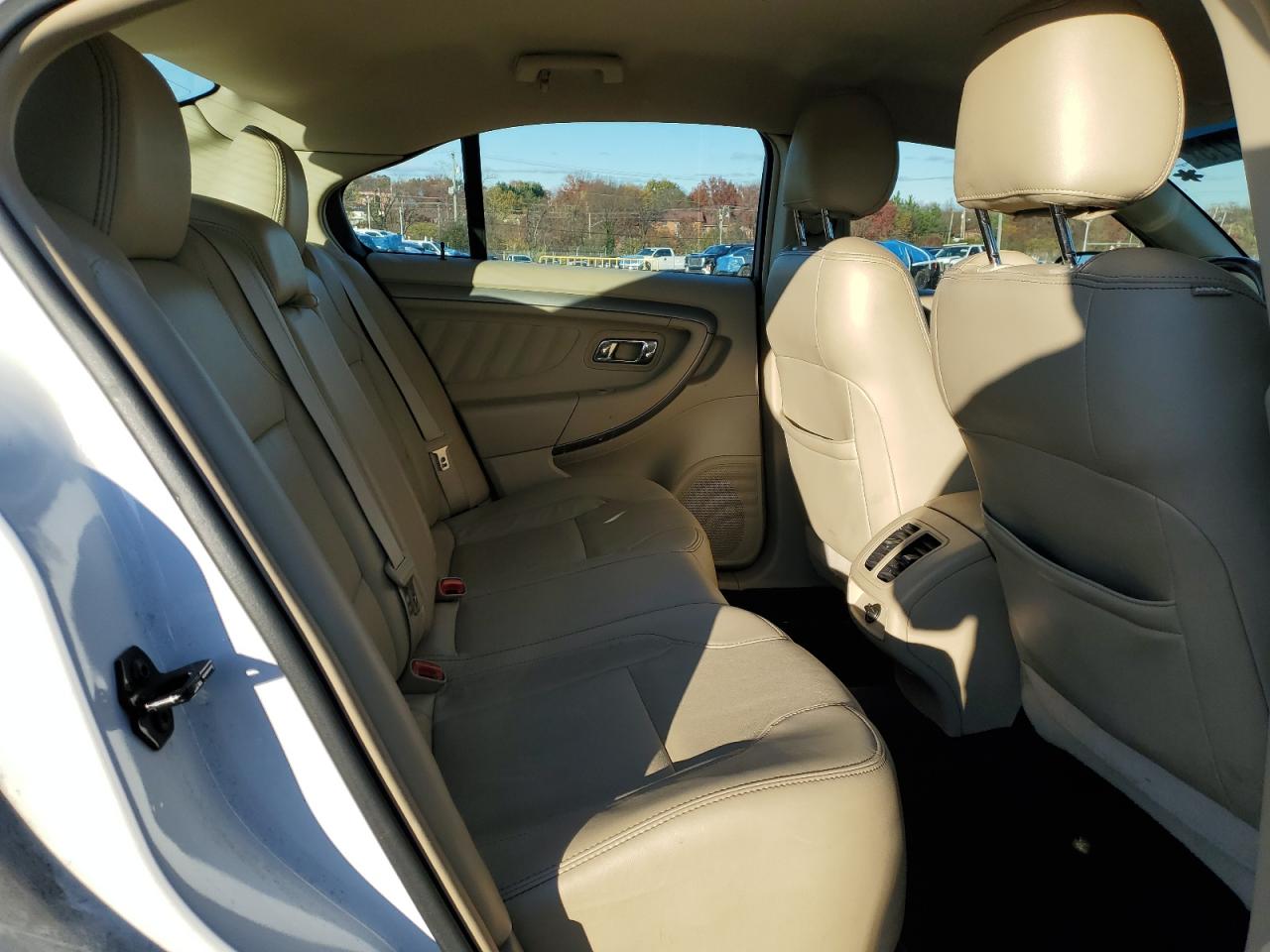 2013 Ford Taurus Sel VIN: 1FAHP2E96DG230842 Lot: 91429775