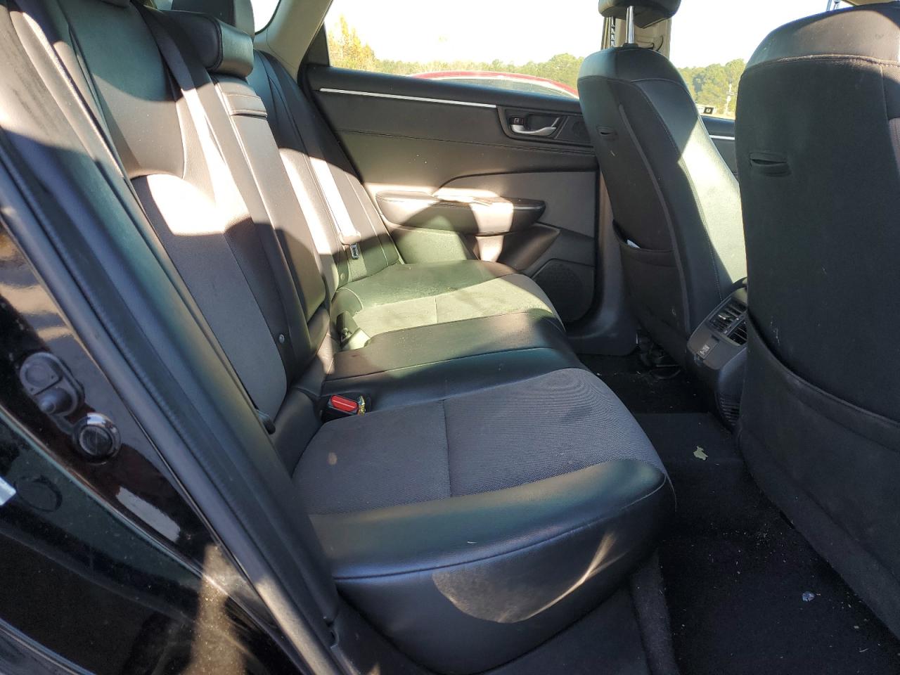 2018 Honda Clarity VIN: JHMZC5F1XJC002008 Lot: 93219475