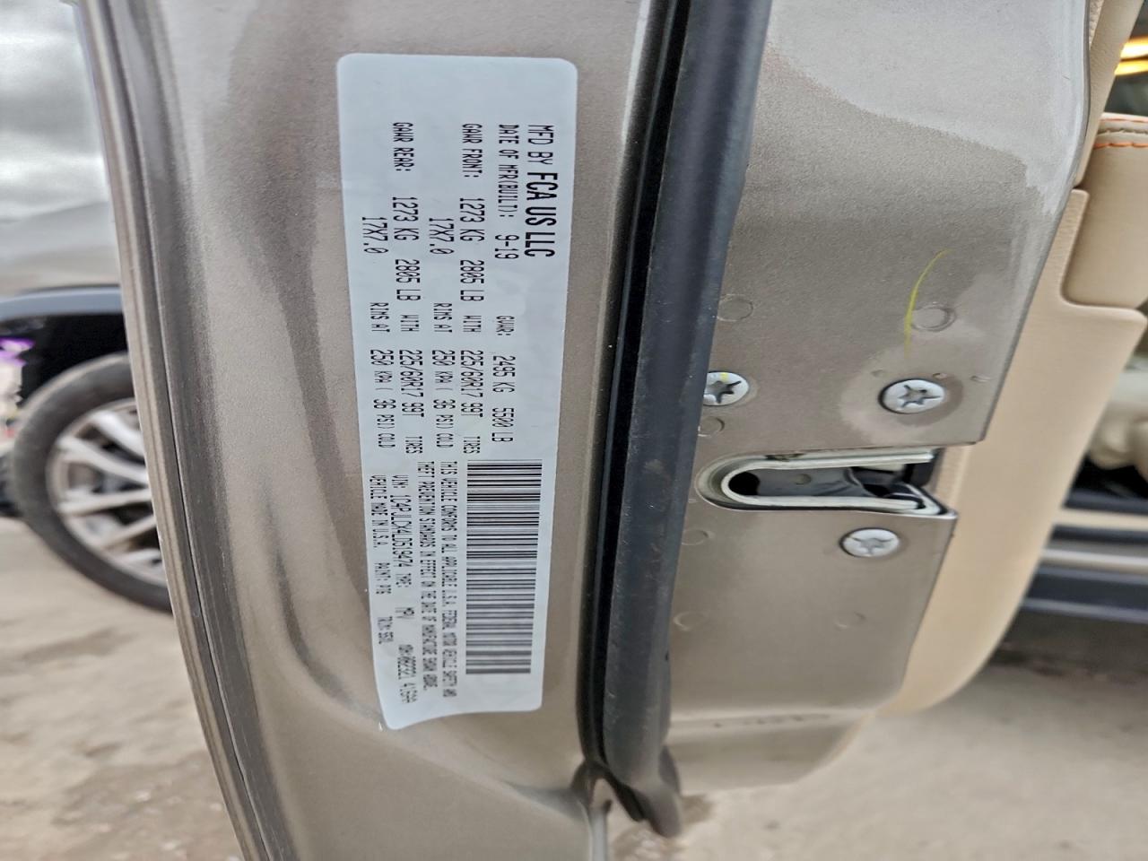 2020 Jeep Cherokee Latitude VIN: 1C4PJLCX4LD519474 Lot: 94258805