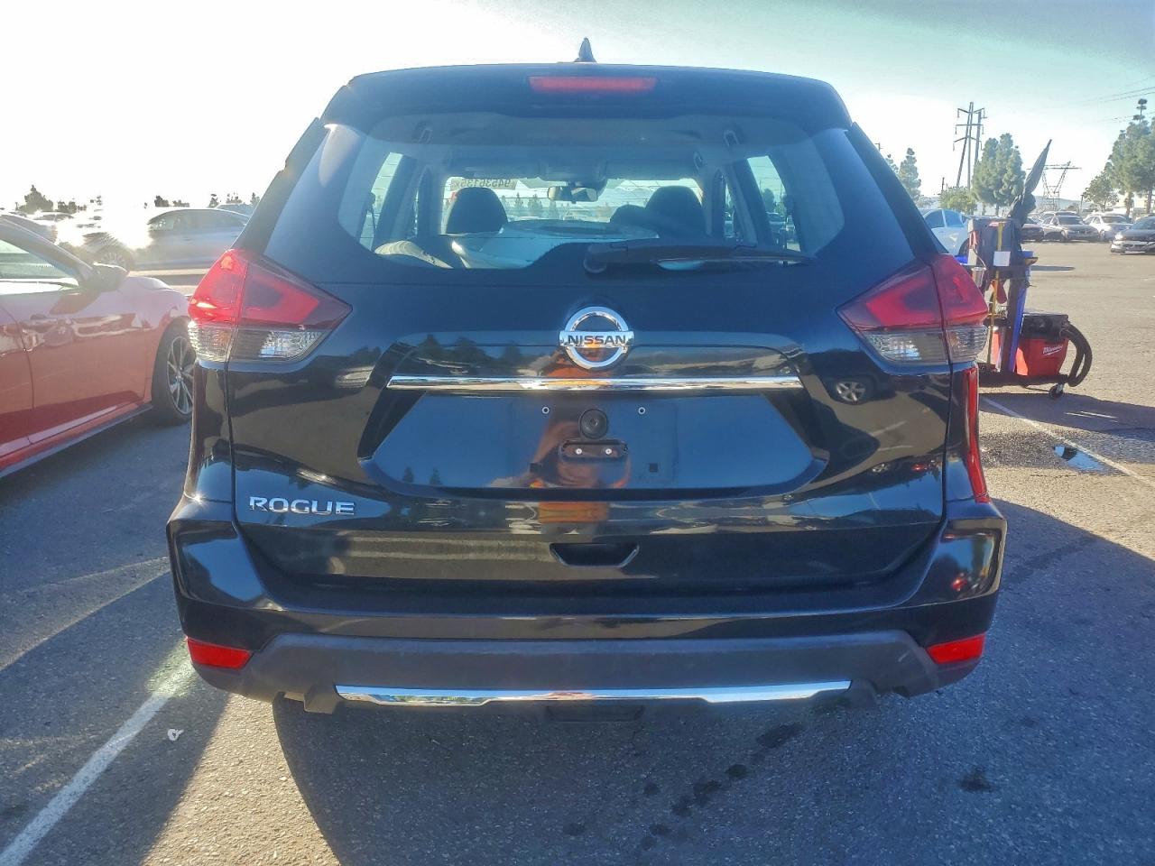 2020 Nissan Rogue S VIN: KNMAT2MTXLP518608 Lot: 94536135
