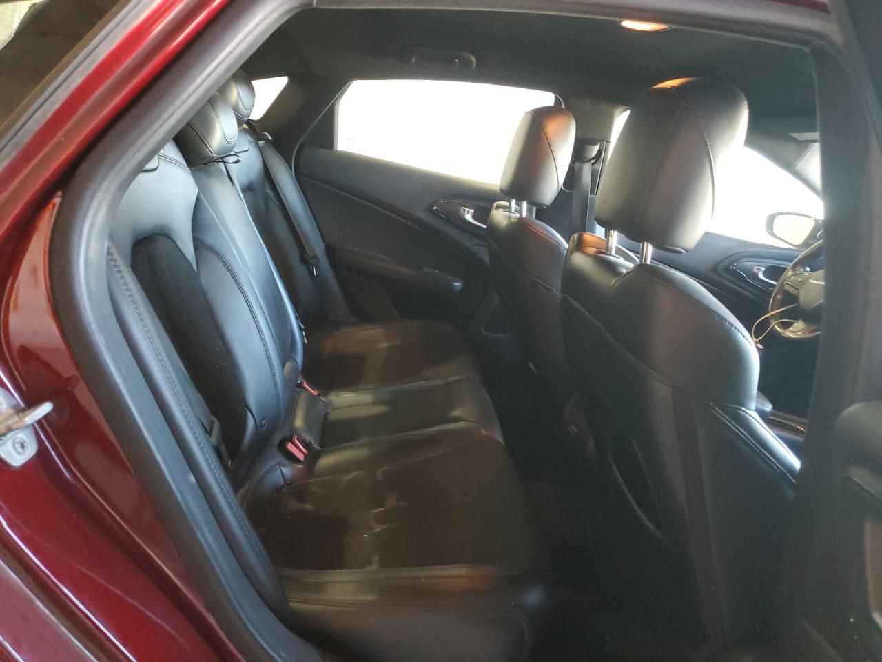 2015 Chrysler 200 S VIN: 1C3CCCBB6FN537802 Lot: 92146575