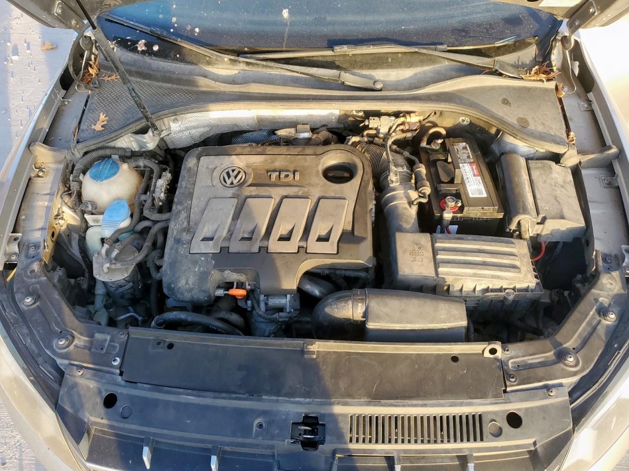 2013 Volkswagen Passat Sel VIN: 1VWCN7A3XDC125363 Lot: 92349755